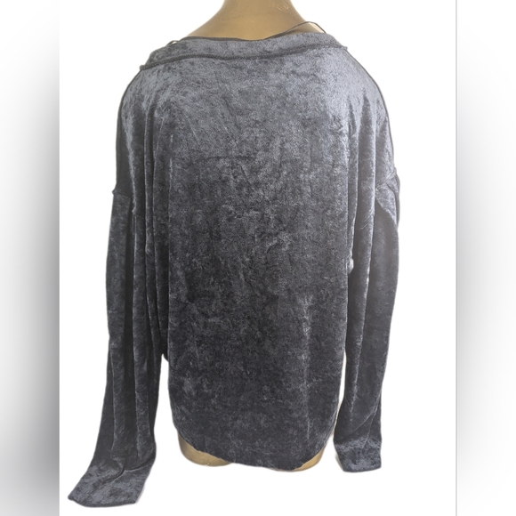 We The Free Long Sleeve Sweater in Soft and Shimmery Black Velour Medium - Picture 3 of 8